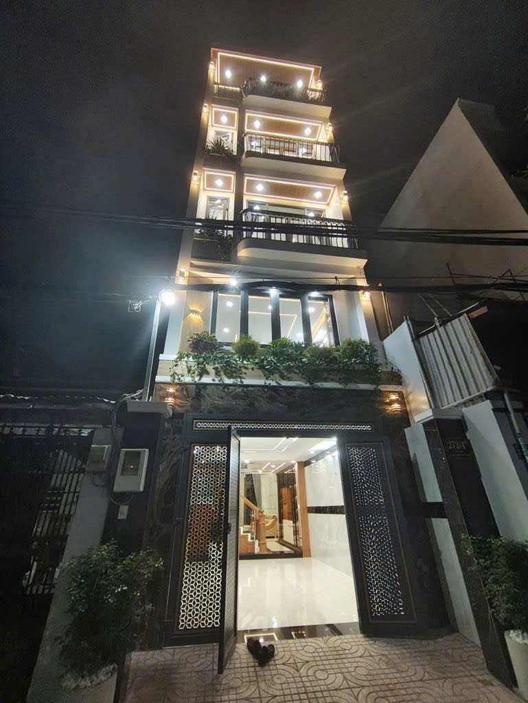 Nhà Mới Ở Liền - Chợ Gò Xoài - Lê Văn Quới - Thang Máy - DT: 76m2 (4mx19m) - Đúc 4 Lầu 5PN Nhỉnh 9 Tỷ TL Mạnh