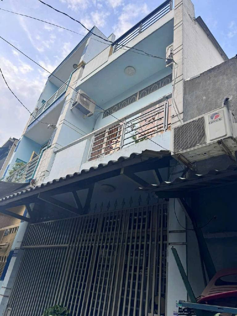 CHỈ HƠN 3 TỶ CÓ NHÀ 2 TẦNG Ở ĐƯỢC LIỀN NGAY CHỢ LÊ VĂN QUỚI 4x8M ĐI ĐÂU CŨNG TIỆN