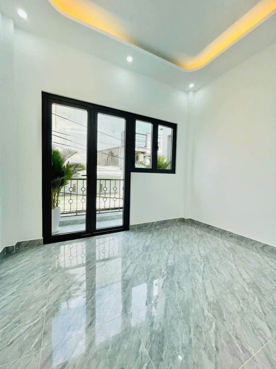 Nhà Lê Văn Quới hẽm ô tô 2 tầng 40m2 ở ngay chỉ 4.9 tỷ