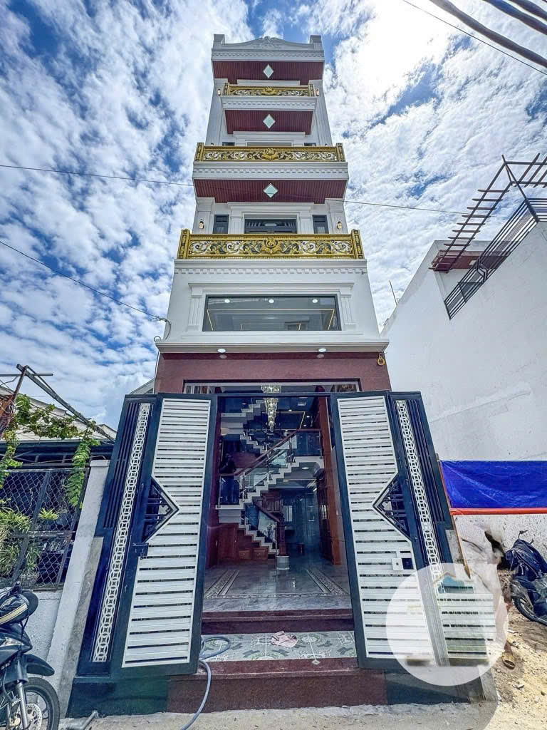 Bán nhà 56m² full thổ cư ngang 4m giá 8.49 tỷ tại Đường Lê Văn Quế Phường Bình Trị Đông