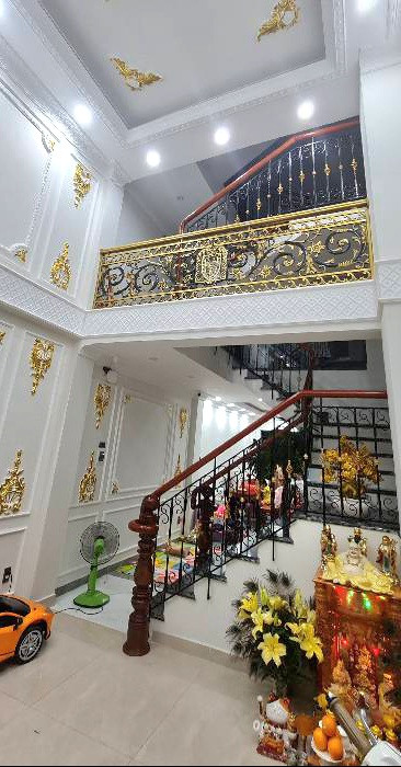 BÁN NHÀ ĐẸP SÁT LÊ VĂN QUỚI - NGÃ TƯ 4 XÃ - ĐƯỜNG XE TẢI - ( 4X17M )