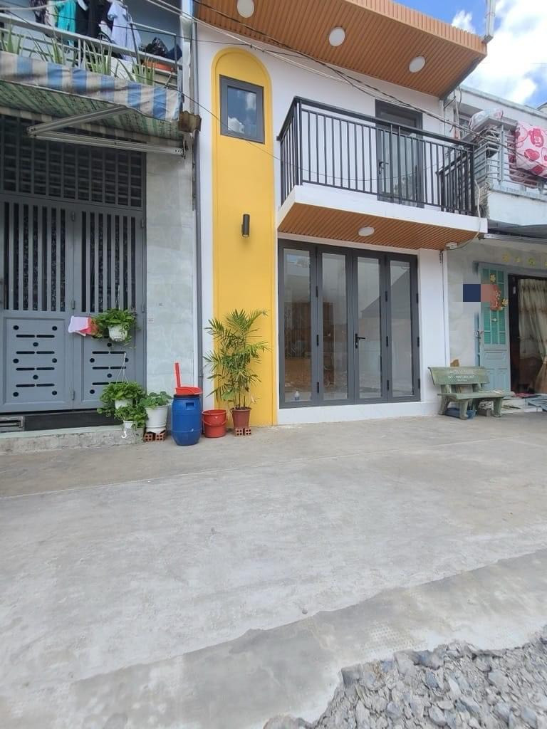 Chính chủ đi định cư cần bán nhà Lê Văn Qưới Q. Bình Tân giá 3tỷ1 48m2. Gần Chợ, Trường học....Liên hệ 0879669324 Quốc Nhân