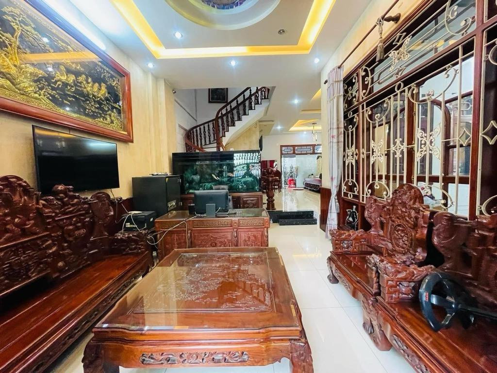 BT9- 💎 BIỆT THỰ FULL NỘI THẤT GỖ ĐỎ KHU VĂN CAO NGUYỄN SƠN – NGANG 8M – ĐẸP ẤM ÁP – CHỈ 16.X TỶ