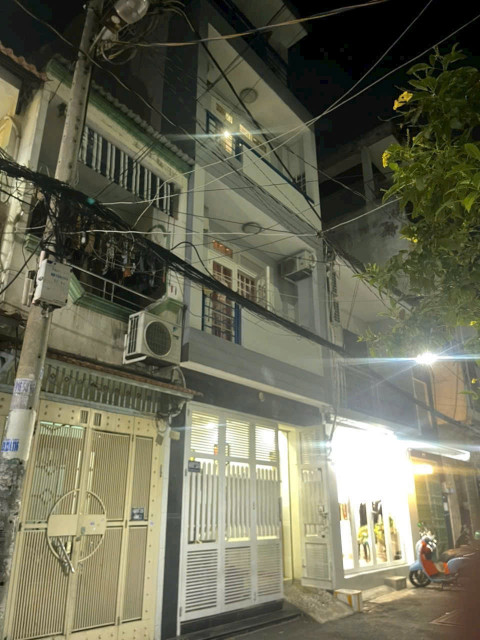Chính Chủ Bán Hxh Lê Văn Sỹ, P.12, Q.3. Dt: (4.1 X 11.75m), Giá Chỉ 11 Tỷ 900 Triệu, Tell: O911.16O.692