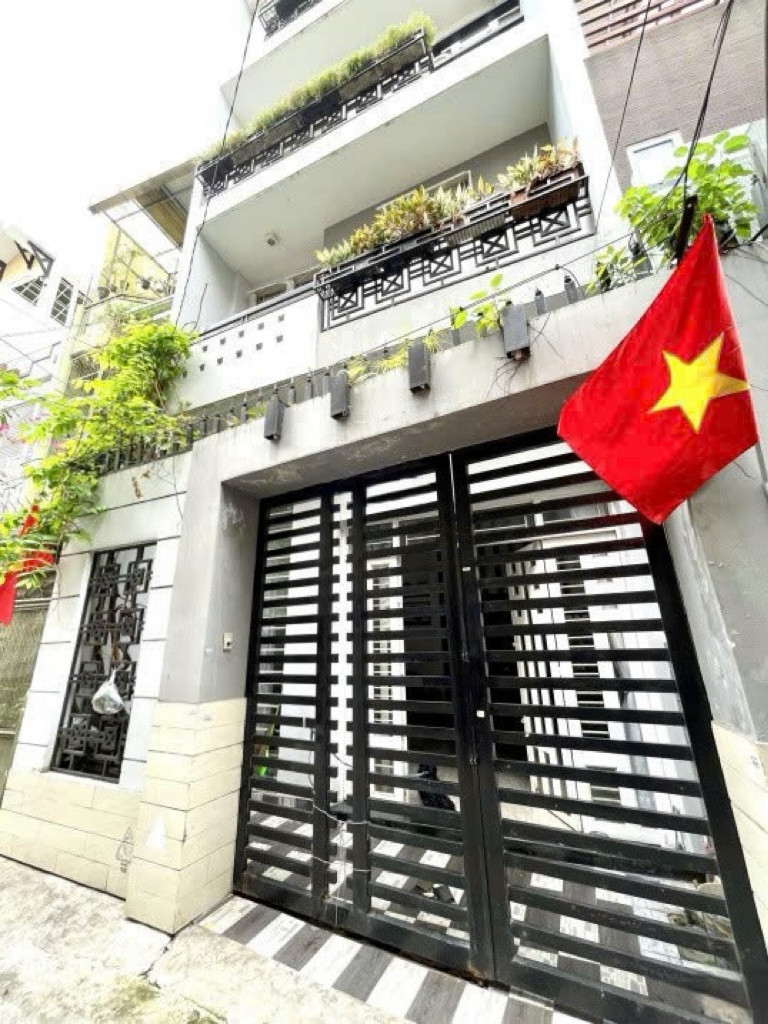 Cho Thuê Nhà Nguyên Căn Lê Văn Sỹ Phú Nhuận 5PN 5WC