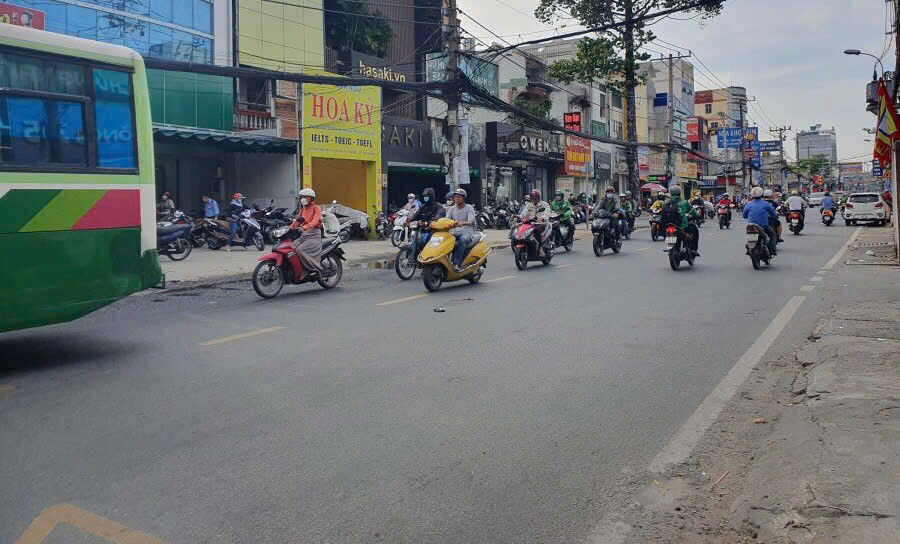 NHÀ ĐẸP LÊ VĂN VIỆT, HIỆP PHÚ, THỦ ĐỨC, 2 TẦNG, 56M2, 5 TỶ.