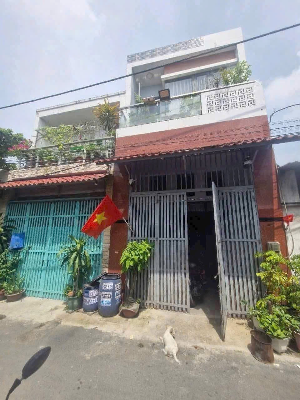 Bán Nhà riêng 60m² thổ cư 60m² giá 2.75 tỷ tại Đường Liên ấp 2 - 6 Xã Vĩnh Lộc A Huyện Bình Chánh TP. Hồ Chí Minh