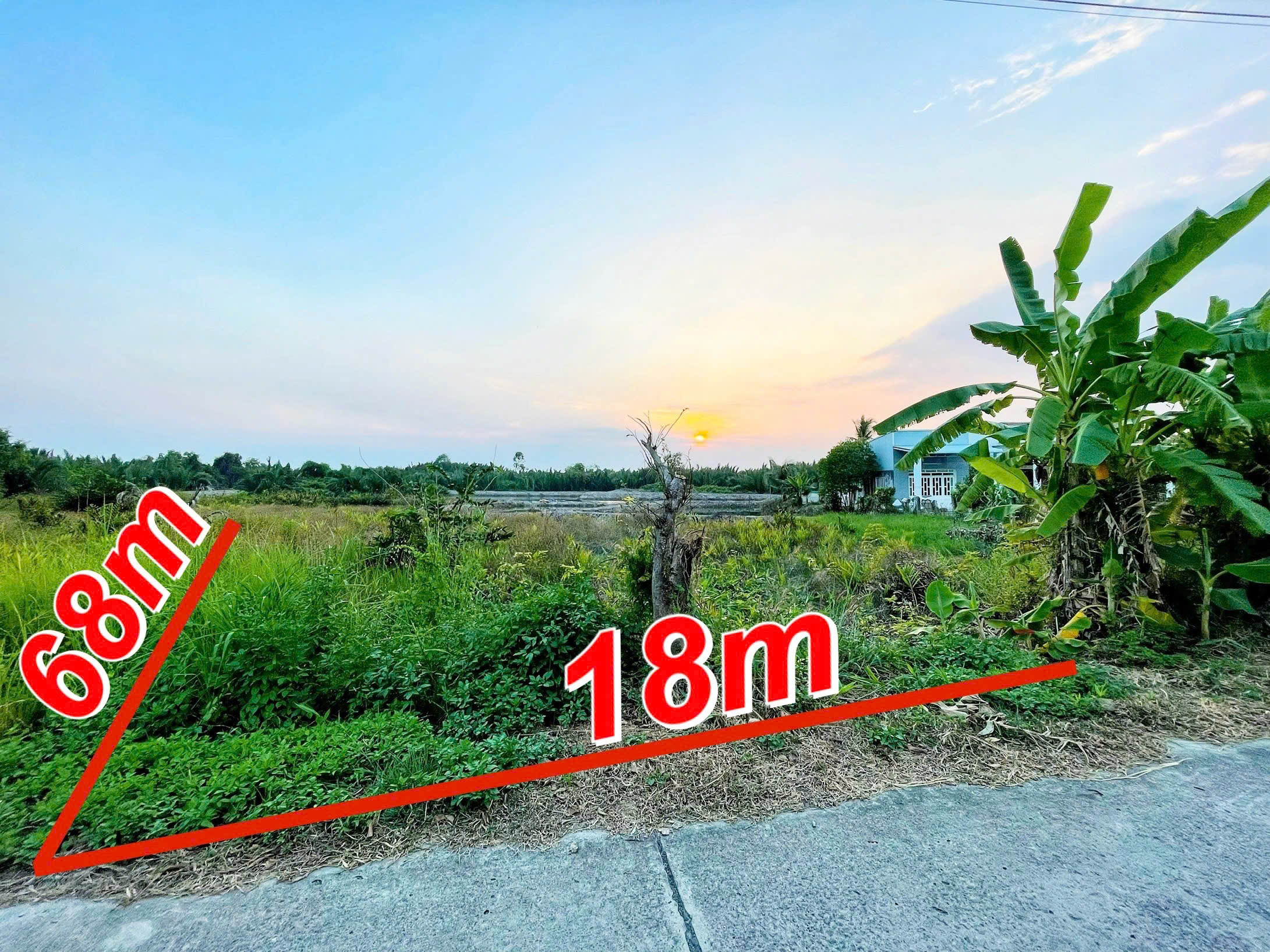 Chính chủ bán đất thổ vườn, 1235.7m² ngang 18m giá 3.8 tỷ, MT đường Liên ấp 2 3