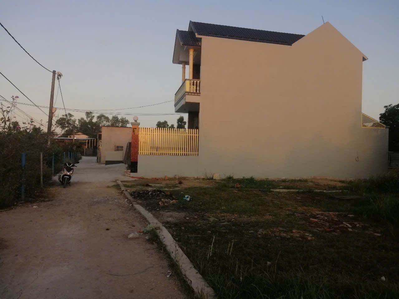 🔥 BÁN LÔ ĐẤT NỀN MẶT TIỀN ĐƯỜNG LIÊN ẤP 3–4–5
Diện tích: 5 x 19m | Giá chỉ 910 triệu 🔥
