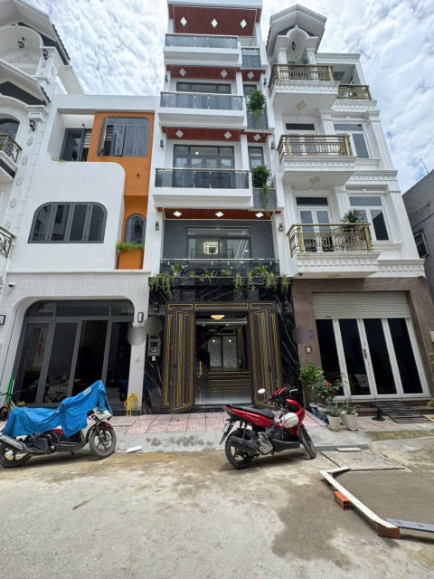 Nhà hẻm thiết kế hiện đại Liên Khu 4-5, Bình Hưng Hòa B, Bình Tân dt 52,5m2 3 lầu 4pn 5wc giá 6,2 tỷ