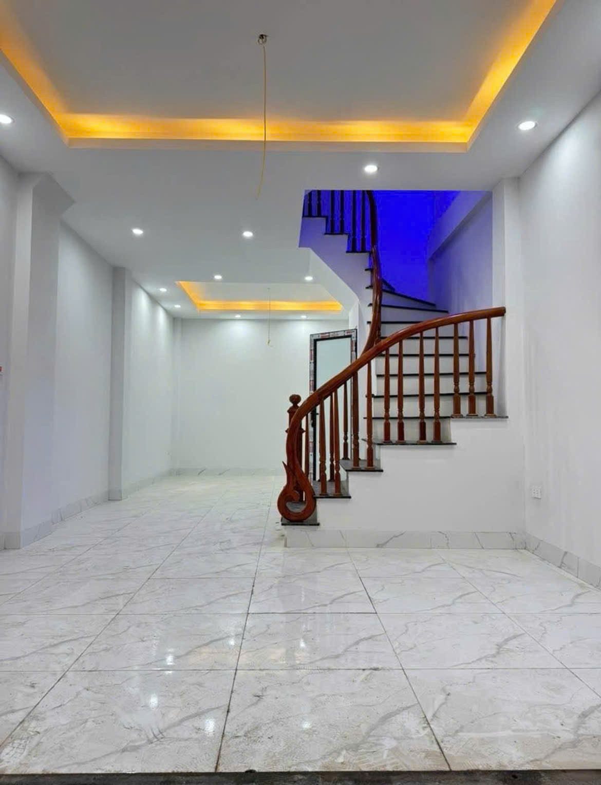 🏠 NHÀ  ĐẸP LIÊN MẠC - Ô TÔ ĐỖ CỬA - SỔ NỞ HẬU - ĐÓN SÓNG CẦU THƯỢNG CÁT 6TY1