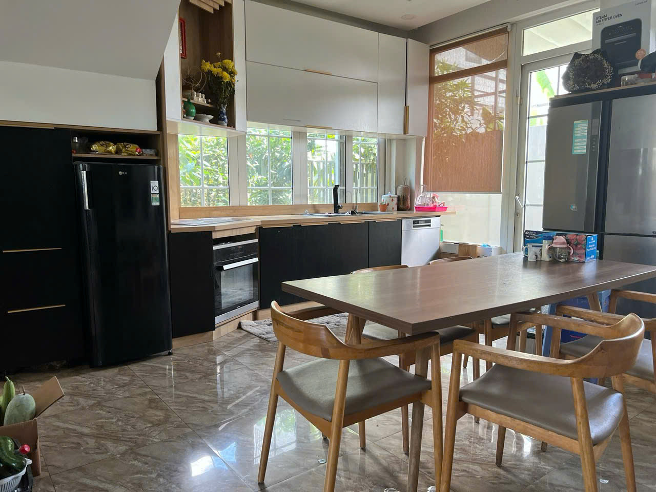 Biệt thự Liên Phường Topica Garden 10x15 1T3L 4PN 5WC Full NT chỉ  14tỷ800