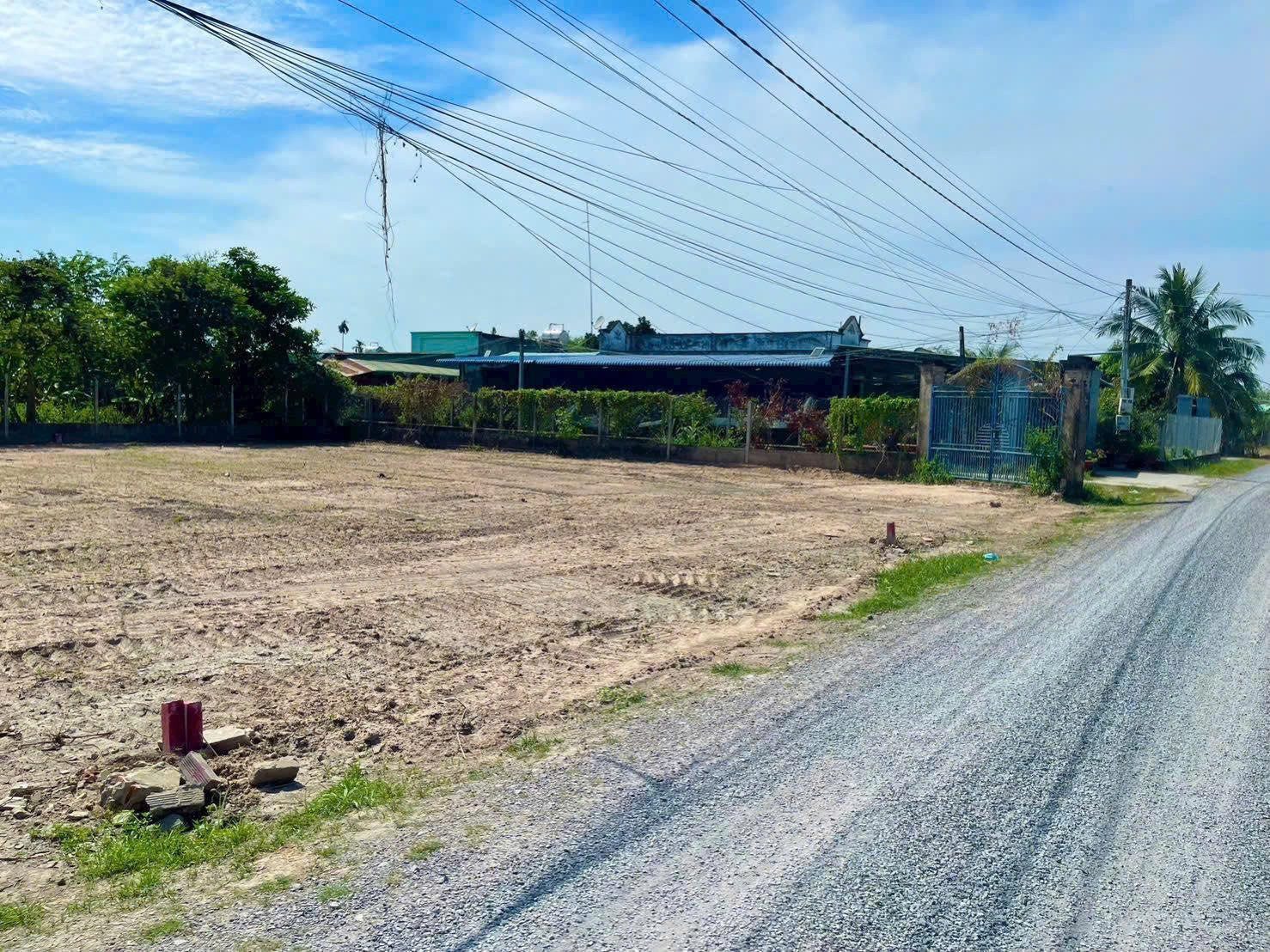 Đất thổ cư phường Hưng Long-Chơn Thành cách TTHC hơn 1km.