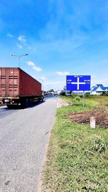 Chính chủ cần bán nền thổ cư mặt tiền nhựa Tân Trạch Cần Đước