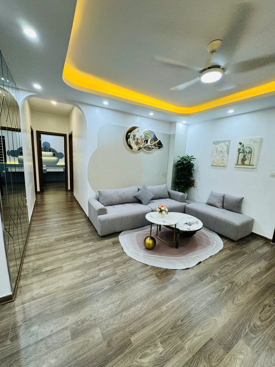 Bắc Linh Đàm - Hoàng Mai - Căn hộ CC 83m2 *3 ngủ tầng 8, căn góc thoáng view đẹp, Giá chỉ hơn 4 tỷ