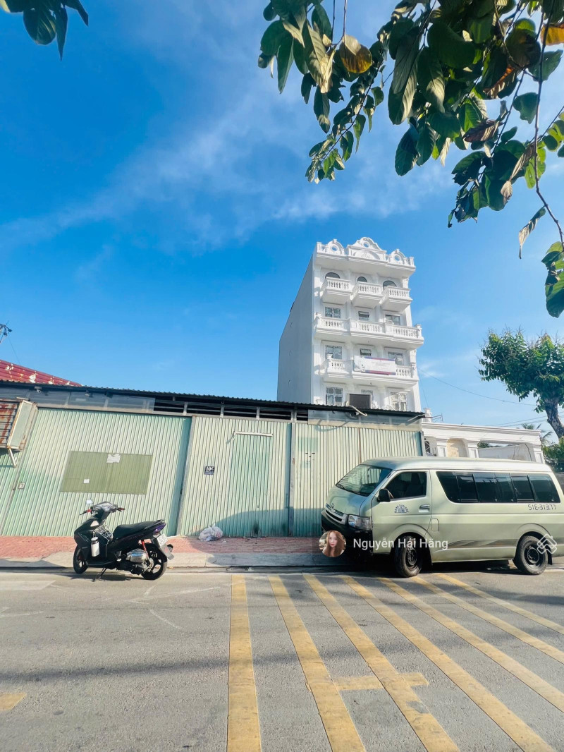 Đất mặt tiền - Xây 7 tầng - chỉ 70tr/m2 - Ngay Vành đai 2 - 266m2 ngang 7m - P. Linh Đông