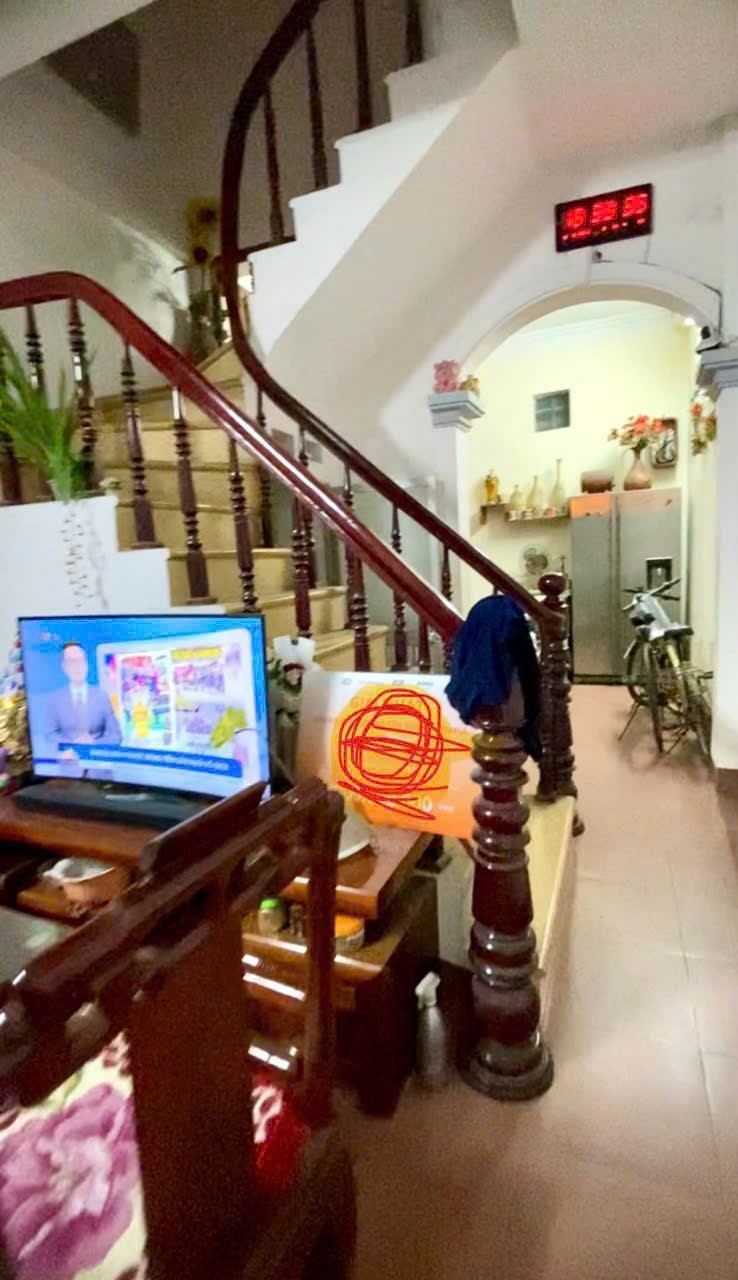 Cho Thuê Nhà 44M² 3 Tầng 4 Ngủ - Full Nội Thất - Giá Thuê 10tr/ Đường Lĩnh Nam - Hoàng Mai
