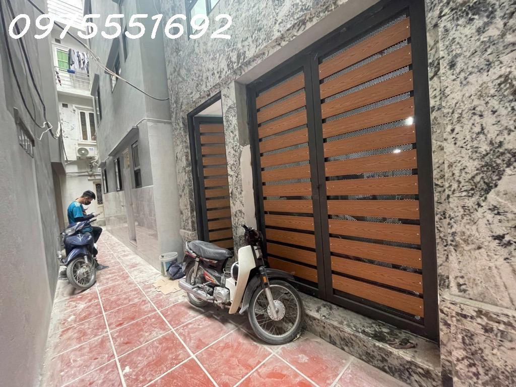 dÒNG TIỀN ỔN ĐỊNH - ĐẤT LÊN TỪNG NGÀY - VỊ TRÍ ĐẸP - MẶT TIỀN LỚN - NHU CẦU NHÀ Ở CAO - ĐẮC ĐỊA. Hàng hót