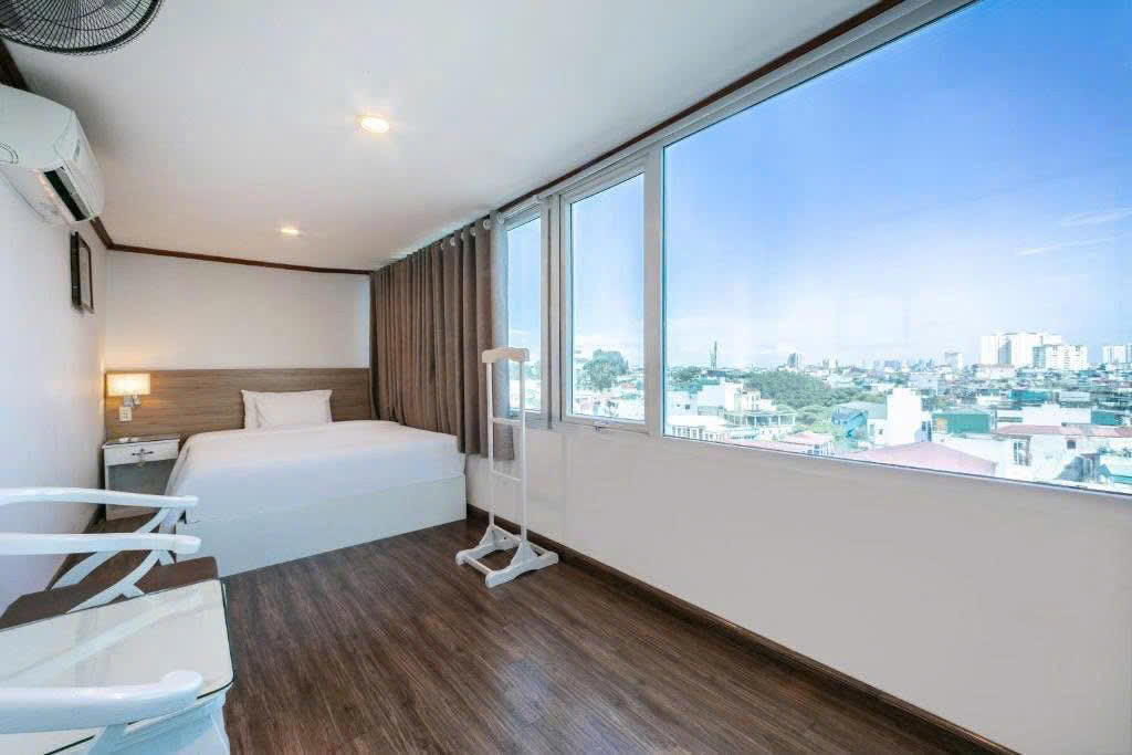 BÁN KS MẶT PHỐ LÒ ĐÚC 281M, 63 PHÒNG ĐẦU TƯ AN TOÀN LỢI NHUẬN ĐỀU