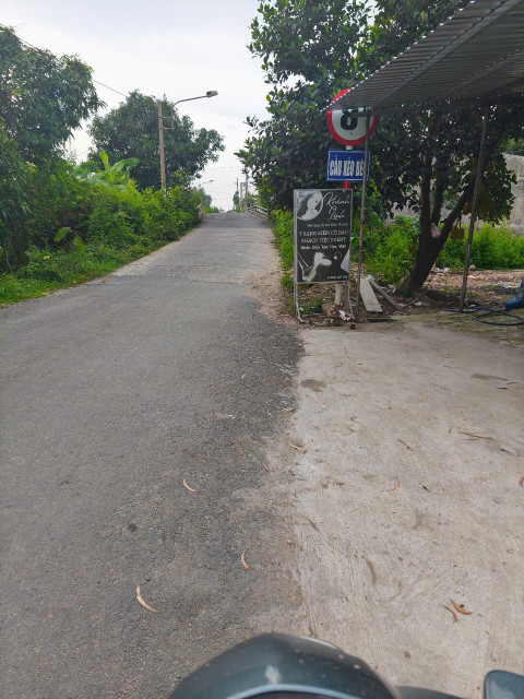 cần bán đất nền
