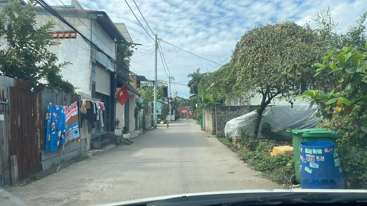 Bán đất hẻm xe hơi đường số 4 . Kdc sim cyty Lò Lu