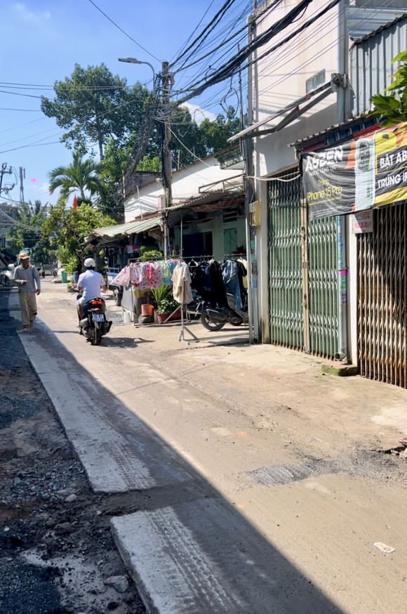 Bán lô đất ngay đường Lò Lu, Trường Thạnh, Quận 9 chỉ 3,38 tỷ ngang 5,2m