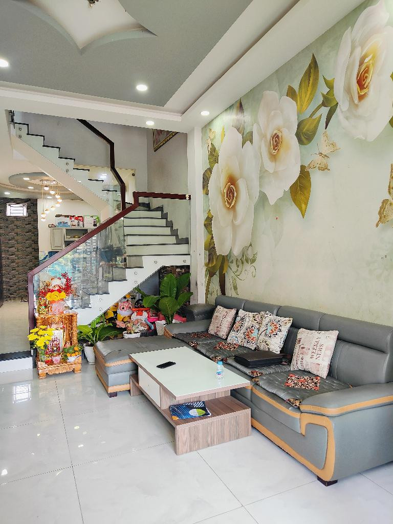 HIẾM tồn Bán nhà Lò Lu HXH 60 m2, 3 tầng, nhỉnh 5 tỷ
