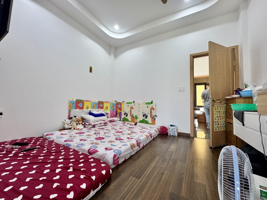 💥 💥  HXH HÀNG HIẾM, THƠM, NHÀ SIÊU NÉT 56M2  4 TẦNG ĐƯỜNG LÒ LU, 5.1 Tỷ