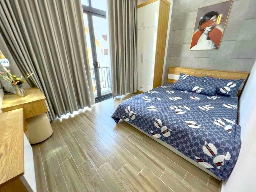 Bán nhà 4 tấm kiên cố hẻm hơi Lò Siêu, P. 16, Quận 11 , SHR
