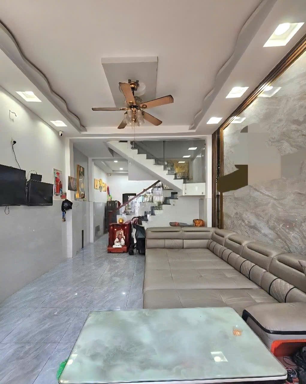 BÁN NHÀ ĐẸP CẠNH TÂ.N KỲ TÂN QUÝ - HẺM XE HƠI - ( 4X13M )