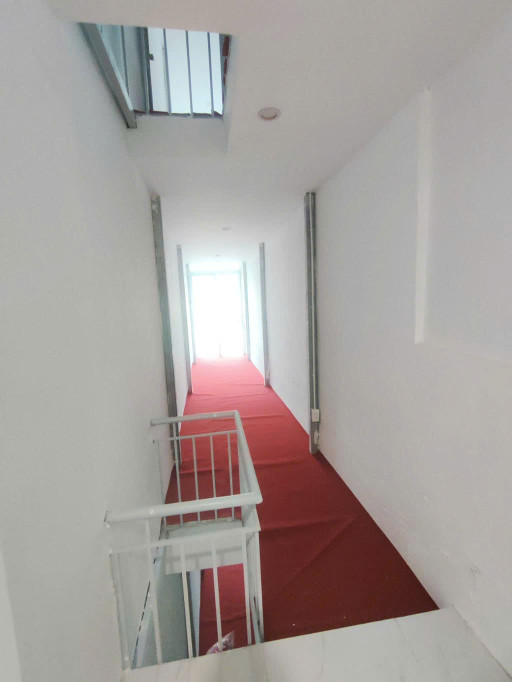 BÁN GẤP - NHÀ 4 TẦNG - CẠNH MIPEC LONG BIÊN - 36M2  - KINH DOANH - CHO THUÊ - ĐỂ Ở ( TIỀM NĂNG TĂN GIÁ ) 7TY2