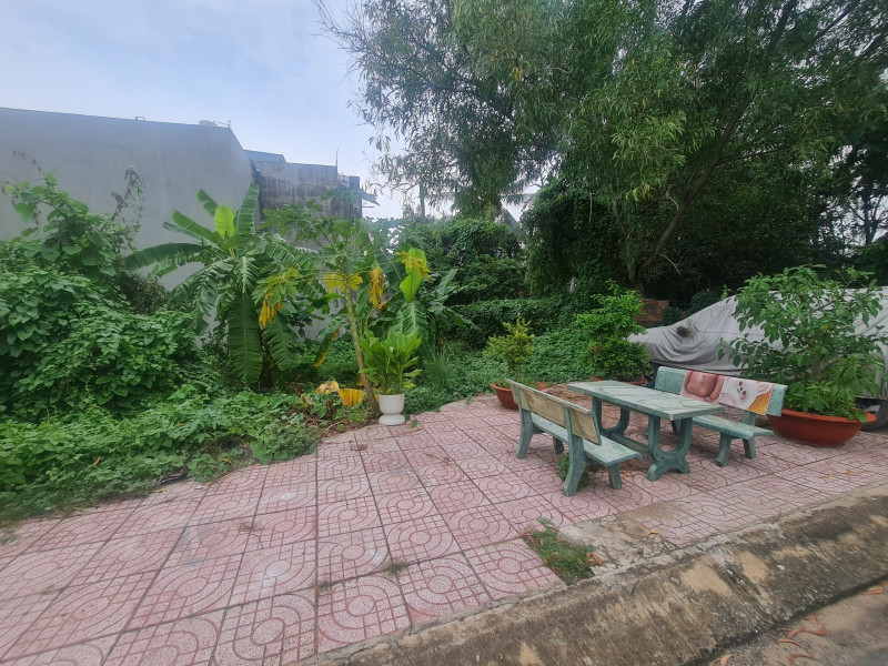 Gấp bán giảm sâu 700 Triệu- lô đất 95m² tương lai 2 Mặt tiền gần Nguyễn Duy Trinh - Long Thuận Quận 9