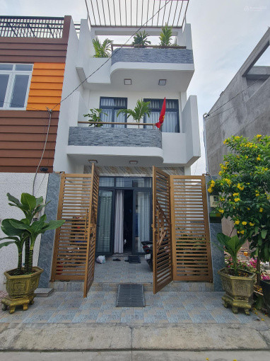 Nhanh tay sở hữu liền giá 1,95Tỷ ngay MTĐ Long Thuận, Long Phước, Quận 9, sổ riêng.