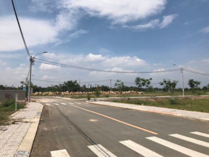 BÁN ĐẤT NGAY LONG TRƯỜNG - QUẬN 9, VỊ TRÍ ĐẸP BÁN KÍNH 2KM ĐẦY ĐỦ CÁC TIỆN ÍCH, SỔ SẴN, GIÁ CHỈ 2.3 TỶ