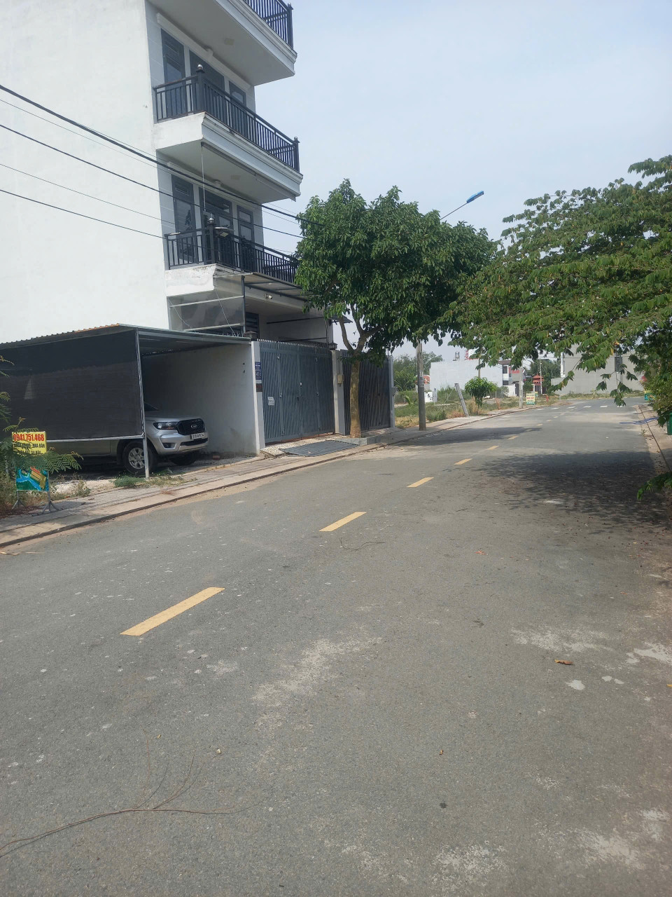 Bán nhà Mt đẹp đường vi vu giá tốt. Kdc biệt thự villa riverside * 5.7 x15