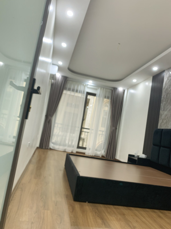 Bán nhà Lương Đình Của (Đống Đa) 42.7m, 5 tầng, mt 3.4m, giá 10.9 tỷ