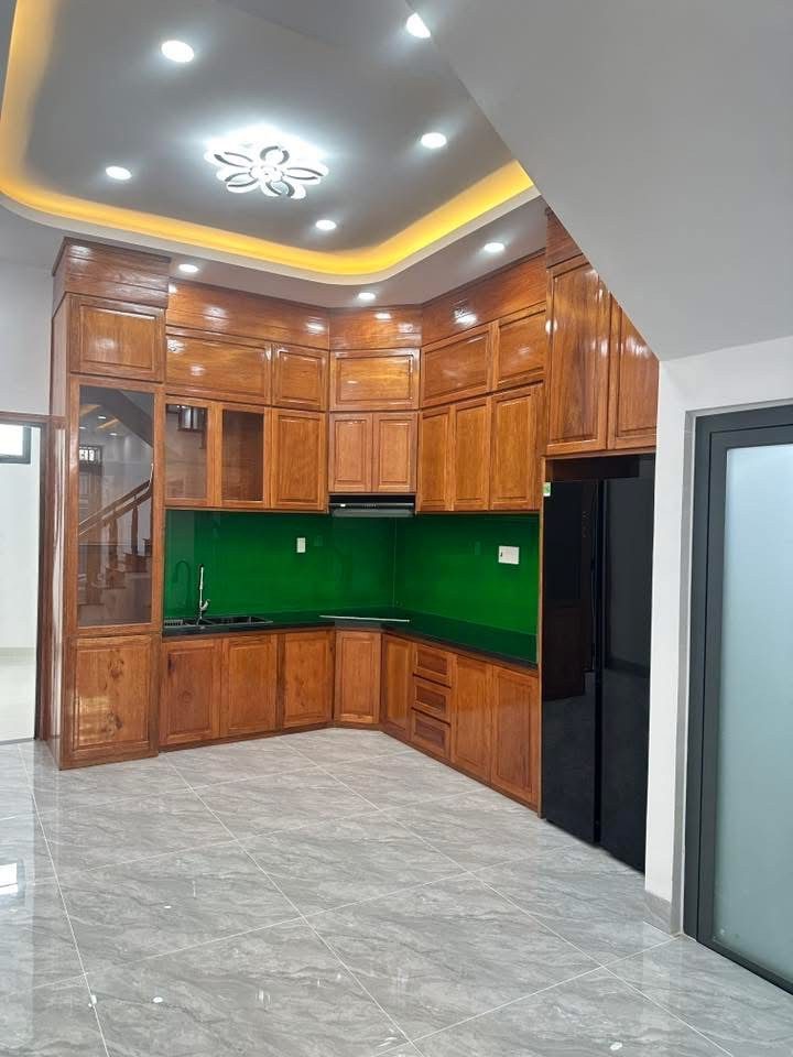 Bán Nhà riêng 714m² thổ cư 70m² giá 5.15 tỷ tại Đường Lương Đình Của Phường Tây Nha Trang Khánh Hòa