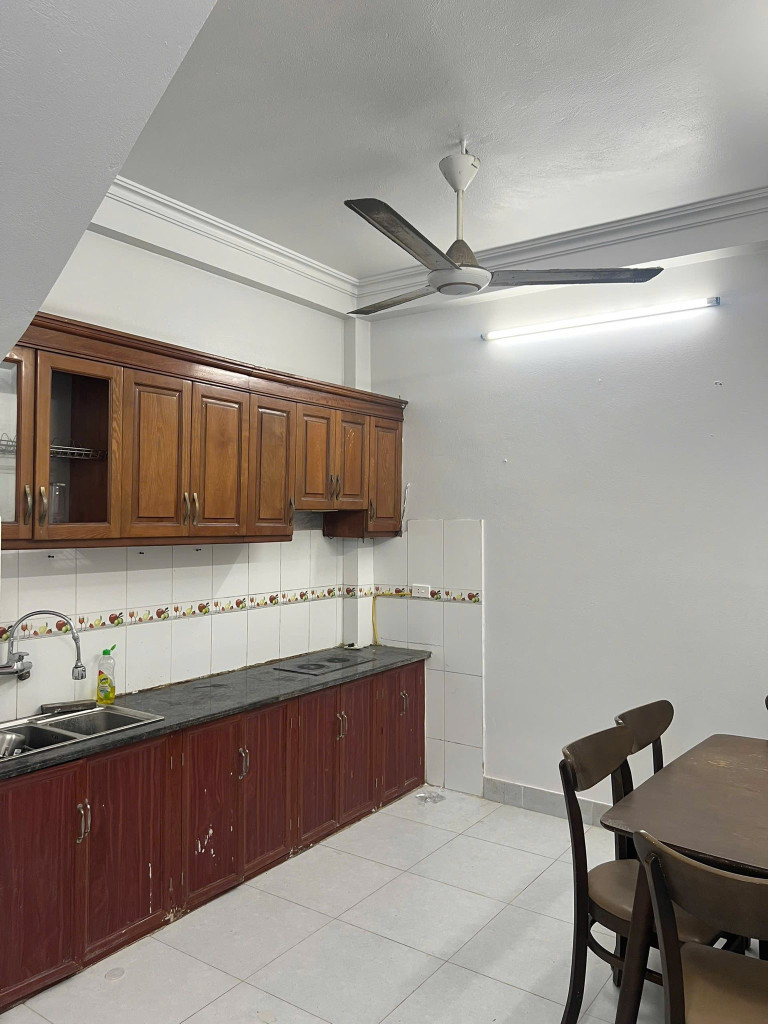 Cho thuê nhà Lương Khánh Thiện, 4 tầng x 30m2, 4 ngủ, Full đồ, 12 Triệu vào ngay