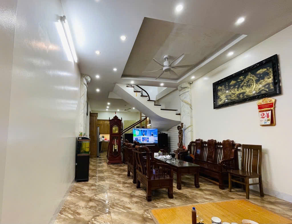 Đang bán nhà phố Lương Khánh Thiện, q.Hoàng Mai. 101m × 5T Lô Góc - GARA Ô TÔ tránh, vào nhà. Chỉ 12.83 Tỷ