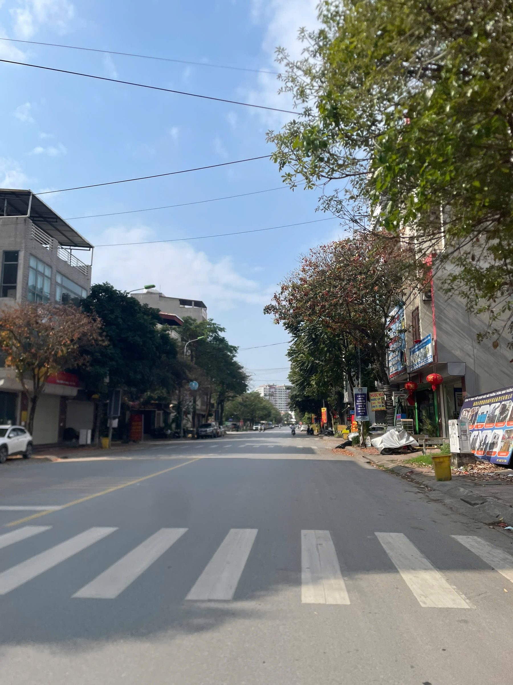 Bán 85.5m mặt tiền 4.5m đất mặt đường lương ngọc quyến dãy L5. Làn 3 đường âu cơ. Phường kinh bắc tỉnh bắc ninh