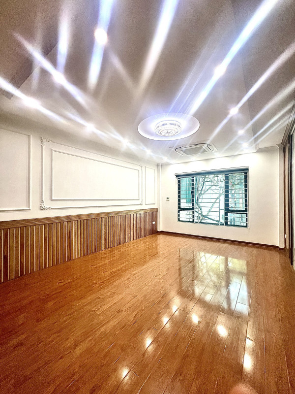 Bán nhà Lương Thế Vinh (Thanh Xuân) 46m, 5 tầng, mt 4m, giá 12.2 tỷ
