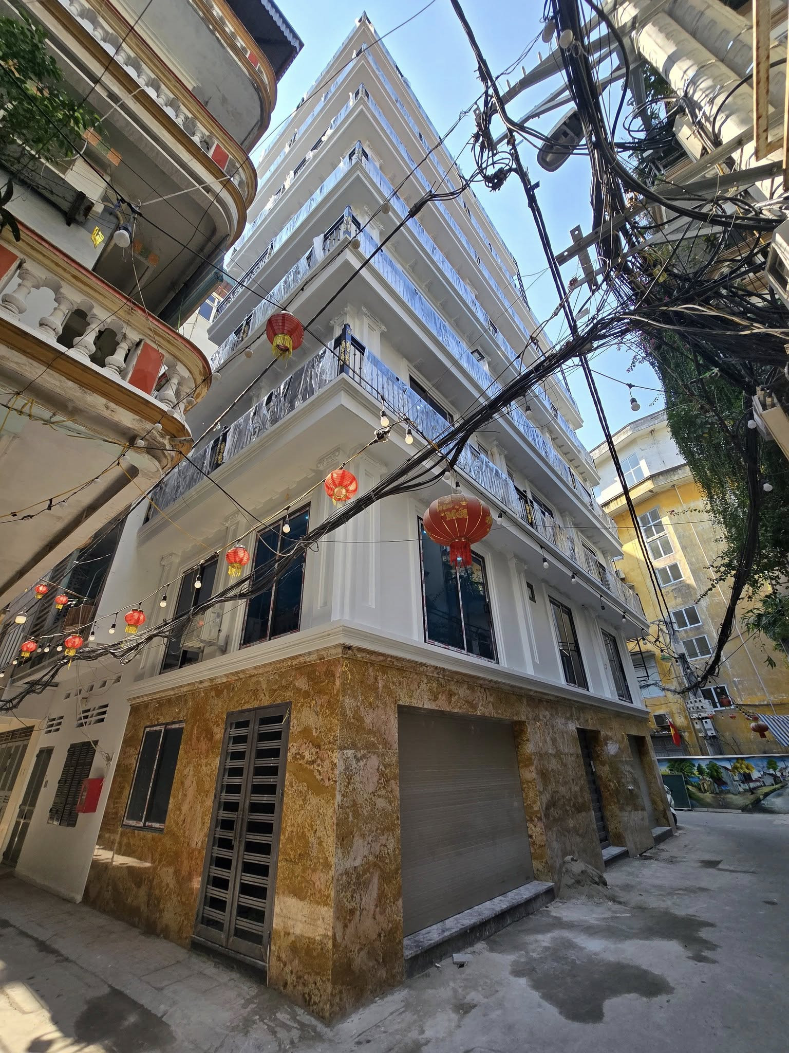 BÁN NHÀ MẶT NGÕ Ô TÔ TRÁNH ĐƯỜNG LƯƠNG THẾ VINH. 90M2 - 8 TẦNG. THANG MÁY.