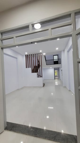 Bán nhà cũ Lũy Bán Bích – 3 tầng – 5.2m x 18m – Hẻm xe tải 10m -  Chỉ 6.3 tỷ