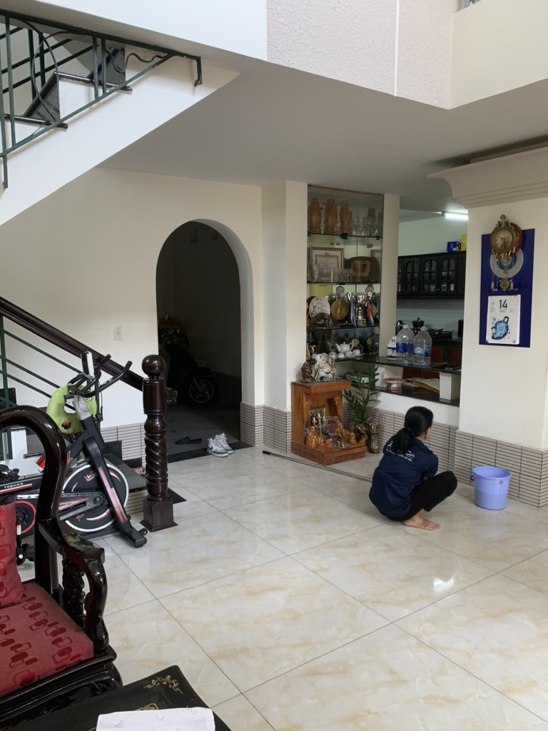 Biệt Thư căn góc 2 mặt tiền, nhang 11m, Lý Phục Man, Bình Thuận, Quận 7, 14 tỷ tl