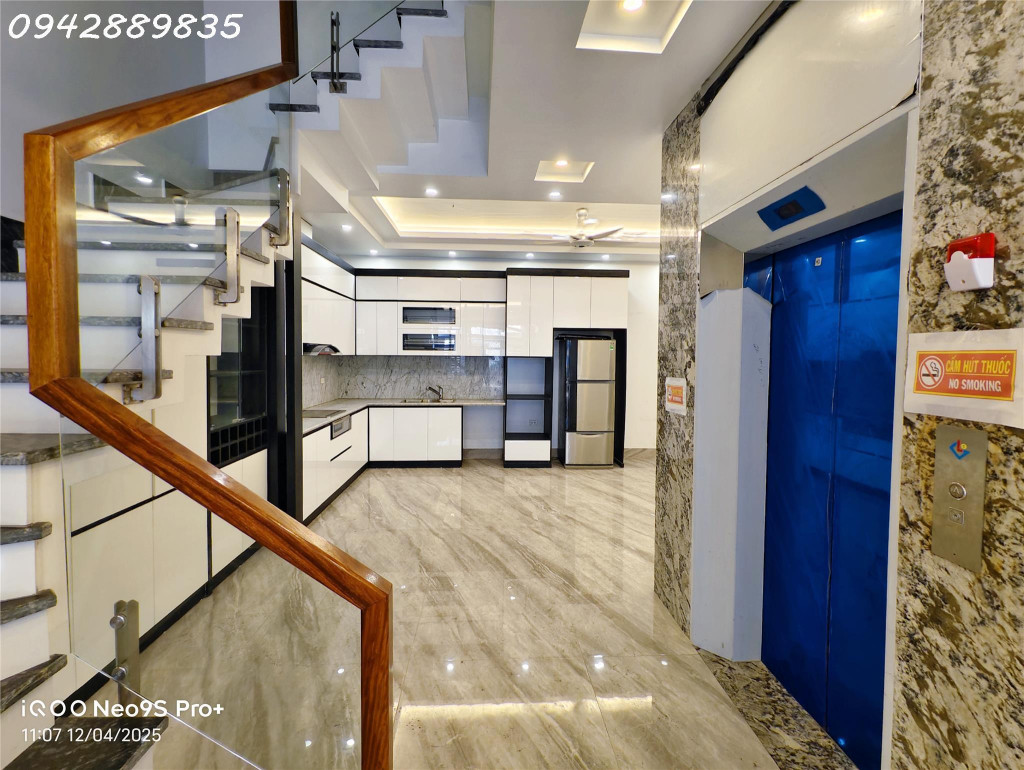 tôi chính chủ bán nhà Lý Sơn, Ngọc Thụy, Long Biên, DTSD 400m2 x 5T 1 tum sổ 101m oto, kinh doanh văn phòng