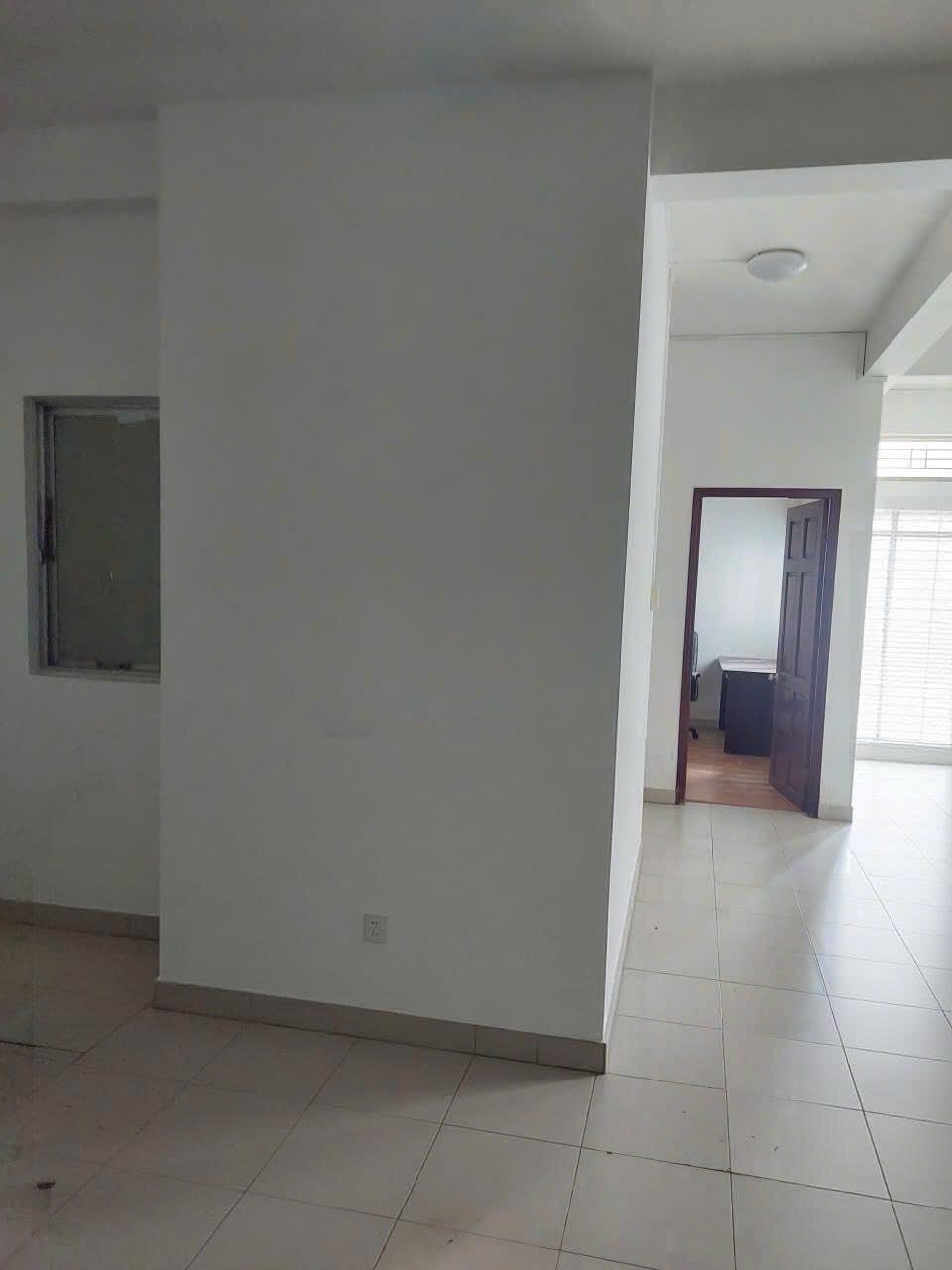 Bán căn hộ Hưng Phú 64m². giá 1.4 tỷ tại Đường Lý Thái Tổ, Phường Hưng Phú.