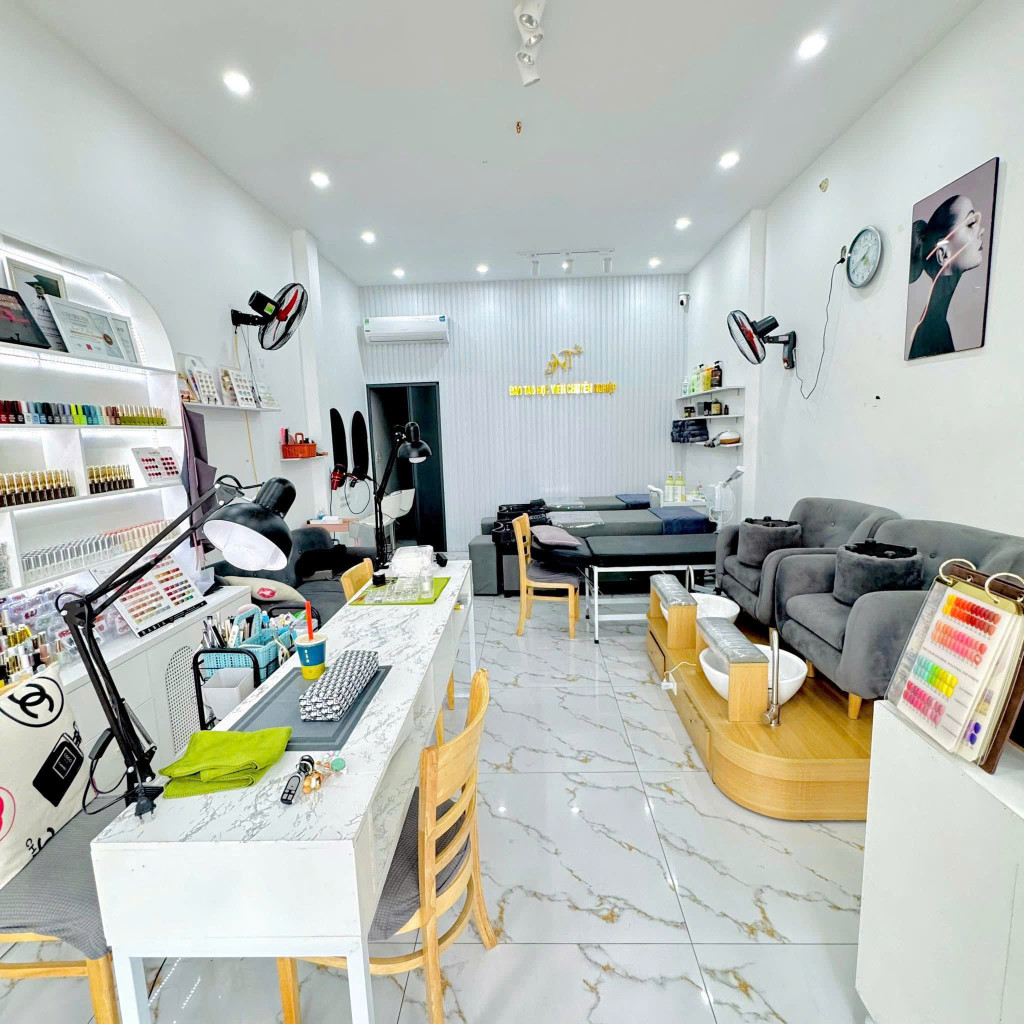 GÓC SANG NHƯỢNG TOÀN BỘ sang nhượng lại cho ai có nhu cầu muốn mở tiệm ạ