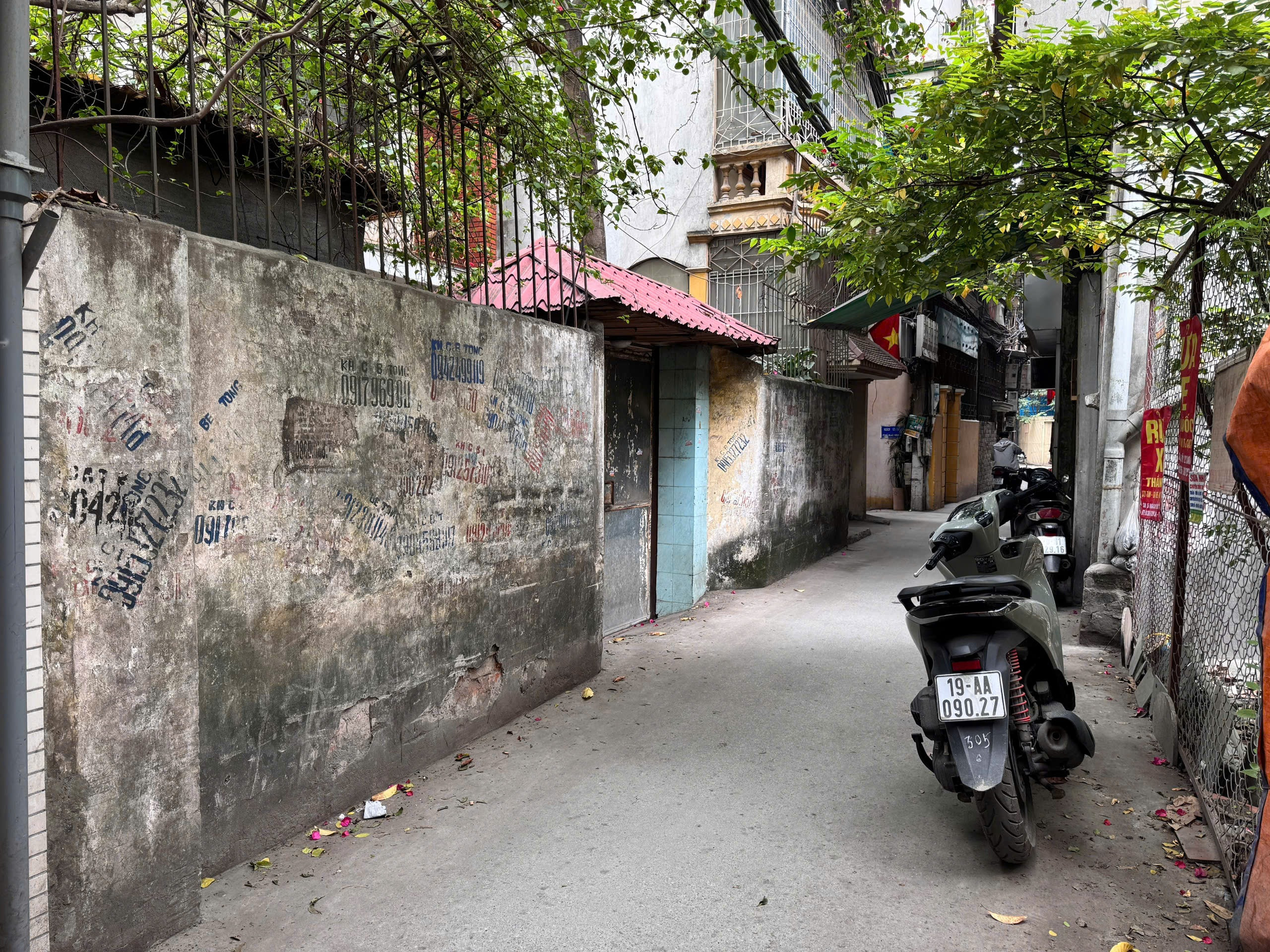 Bán đất vài trăm mét ra ngã tư Lò Đúc- Kim Ngưu- Trần Khát Chân