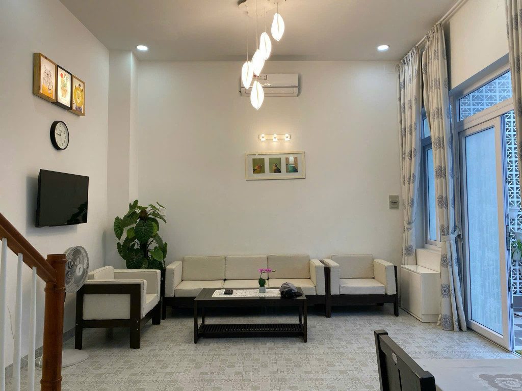 BÁN CĂN TRUNG TÂM TP NHA TRANG - HẺM Ô TÔ LÝ THÁNH TÔN - PHƯỜNG NHA TRANG