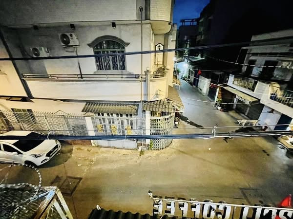 LÔ GÓC SIÊU HIẾM - 2 MẶT TIỀN - GẦN TÔ HIỆU ĐẦM SEN -64M - 3 TẦNG 5 TỶ X